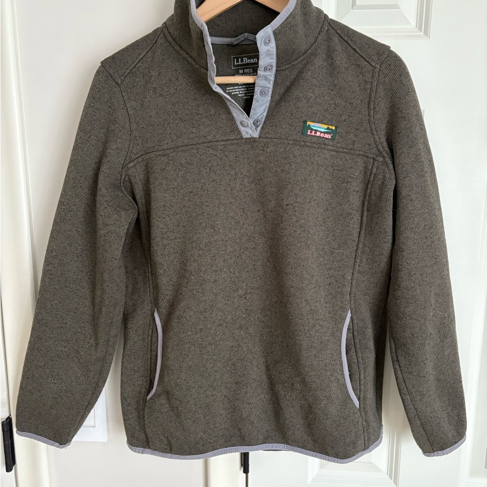 L.L. Bean Women’s Sweater Fleece Pullover- Olive green